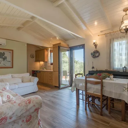 Millstone Summerhouse Apartament *