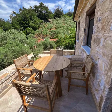 Millstone Summerhouse Apartment *