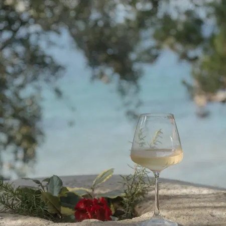 Millstone Summerhouse * Pachis (Thasos)
